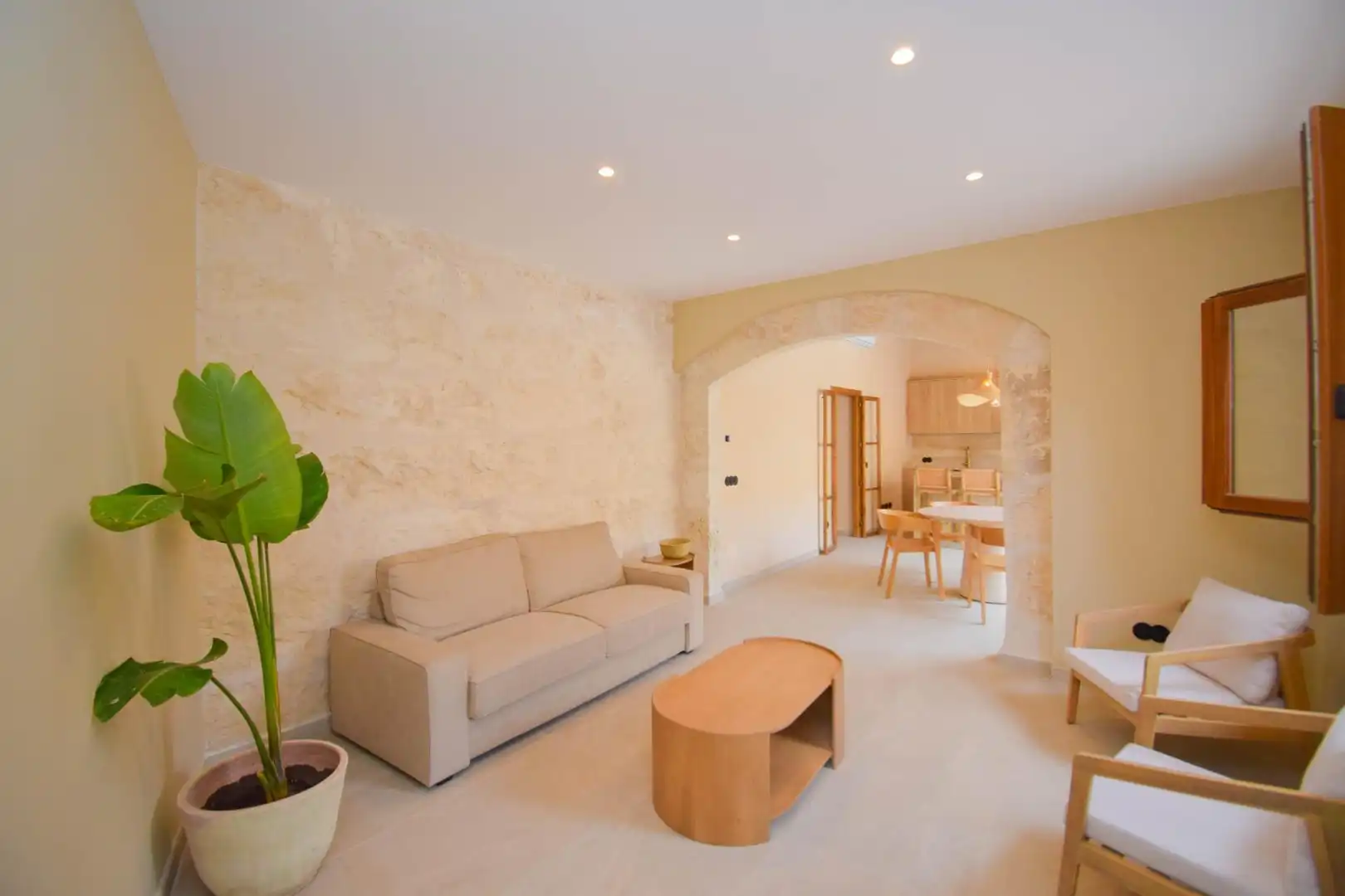 Sala d'estar de Casa adosada en venda en Muro amb Aire condicionat, Calefacció i Jardí privat