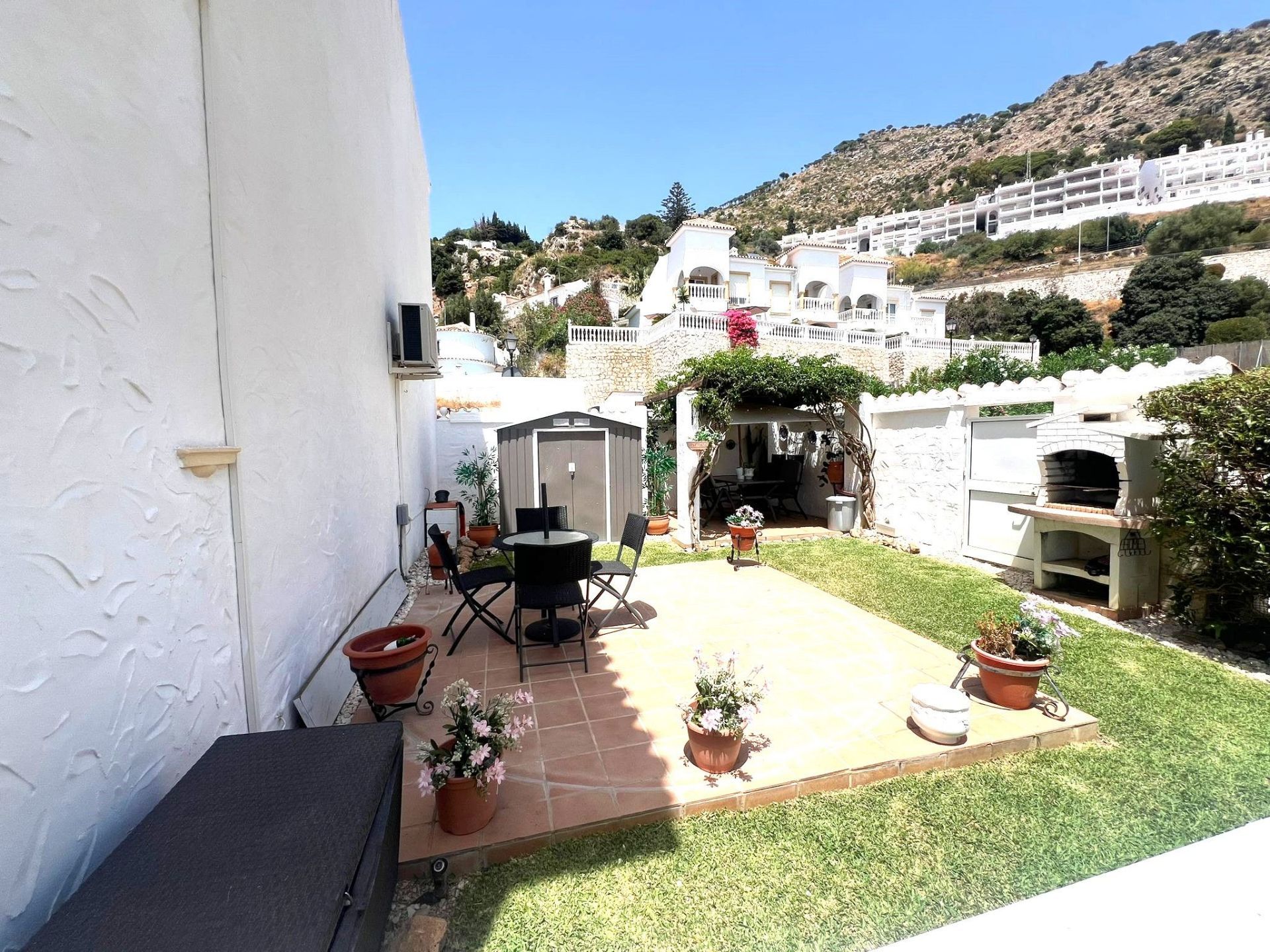 Garden of House or chalet for sale in Mijas  with Air Conditioner, Terrace and Swimming Pool