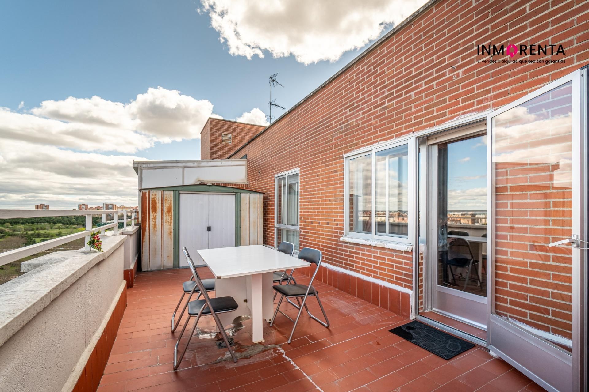 Terrassa de Àtic en venda en  Madrid Capital amb Calefacció, Terrassa i Alarma