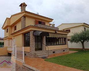 Exterior view of House or chalet for sale in Benicasim / Benicàssim  with Terrace and Swimming Pool