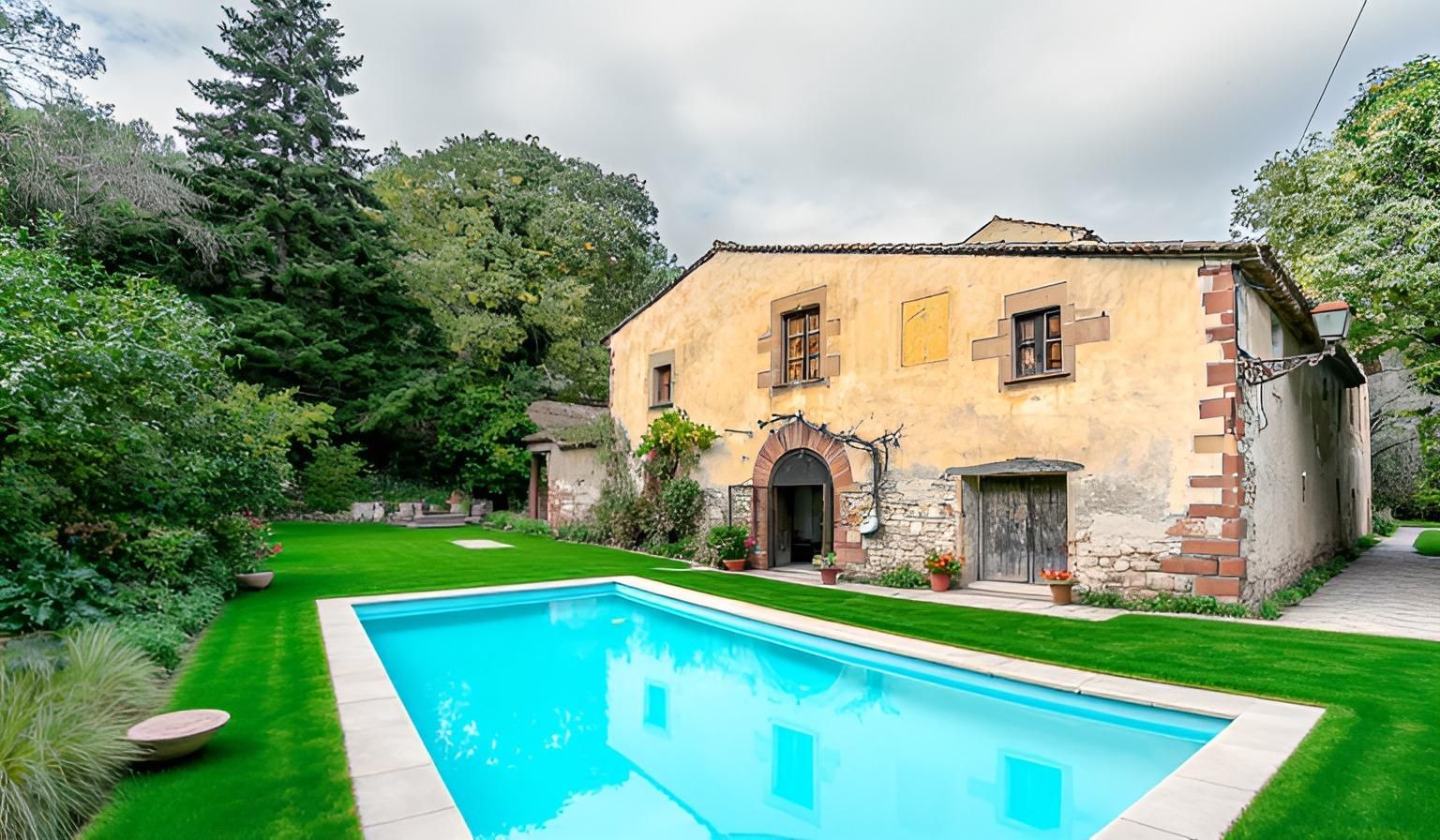 Swimming pool of Country homes for sale in Sant Andreu de la Barca