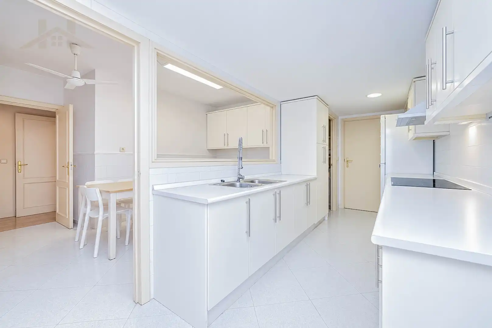 Cuina de Pis en venda en Majadahonda amb Aire condicionat, Calefacció i Terrassa