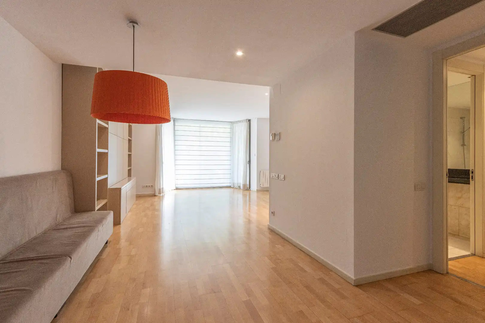 Wohnung zum Verkauf in Barcelona mit Klimaanlage, Heizung und Parkett