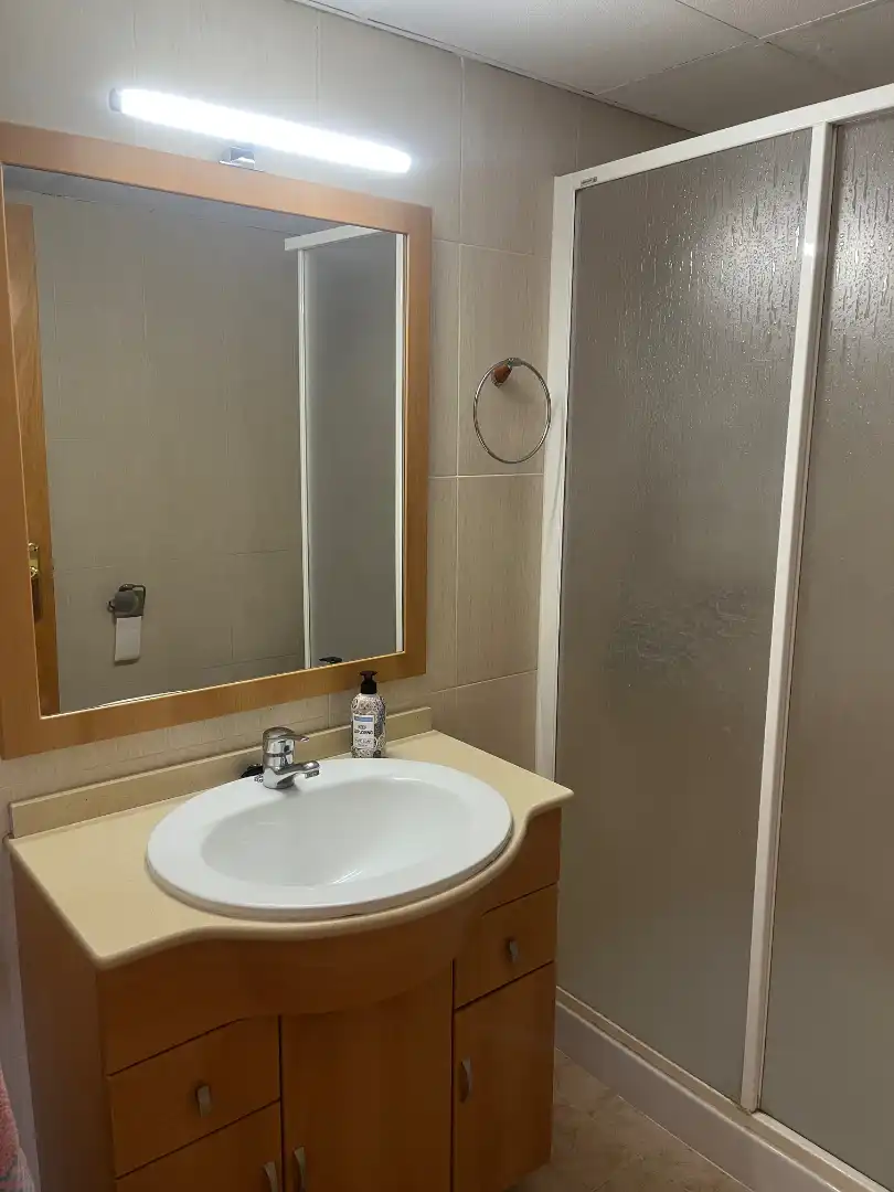 Baño de Casa adosada en venta en Cambrils con Aire acondicionado, Terraza y Amueblado