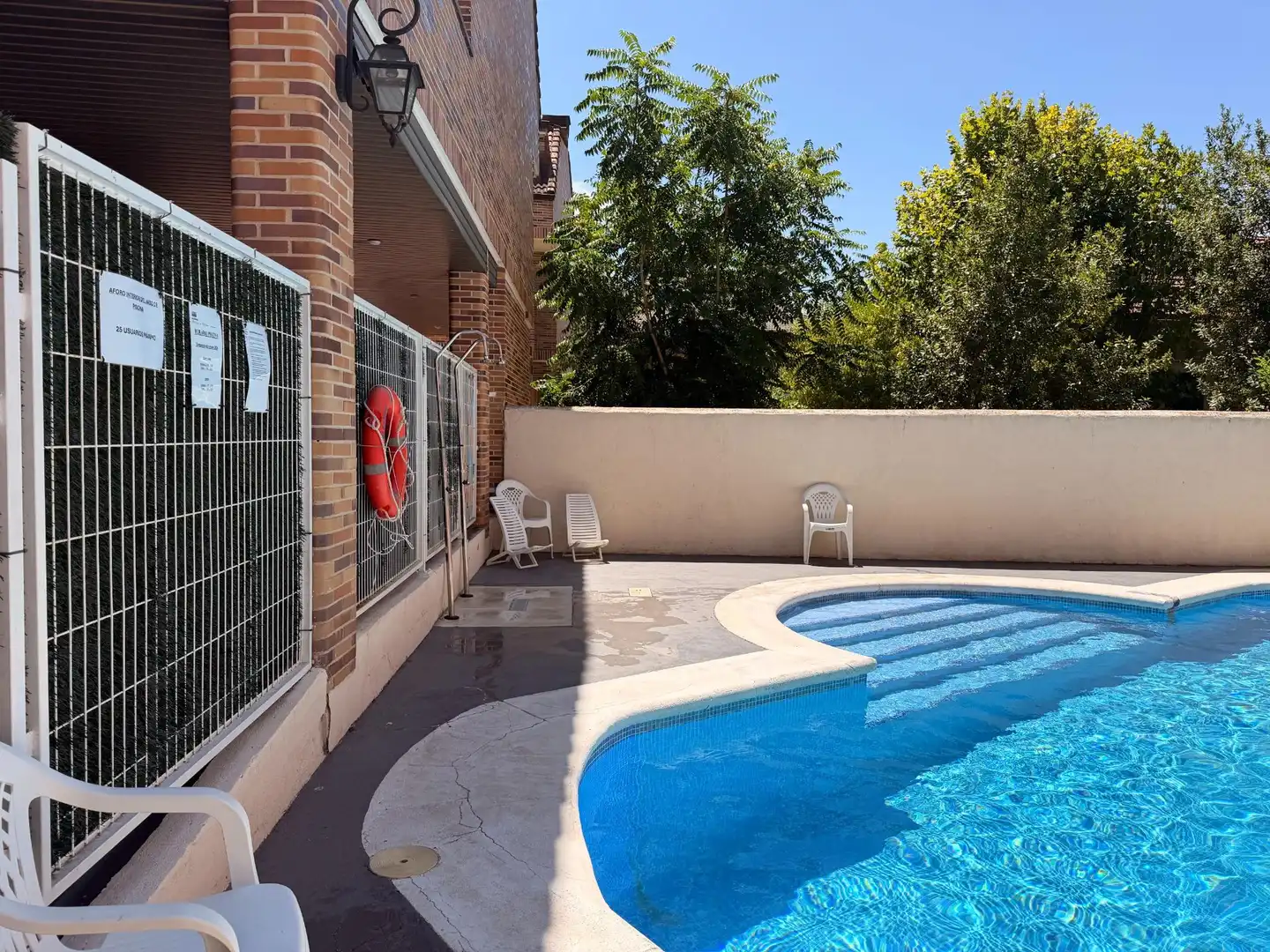 Piscina de Dúplex en venta en Collado Villalba con Calefacción, Parquet y Terraza