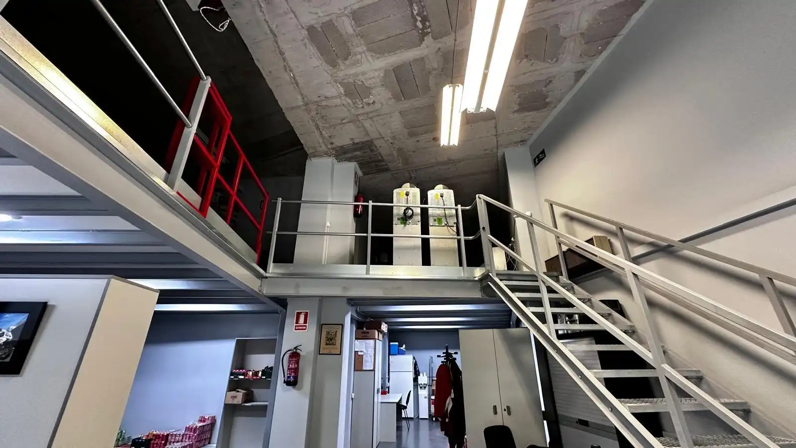 Local comercial en venda a Carrer MERCE RODOREDA, imagen 22