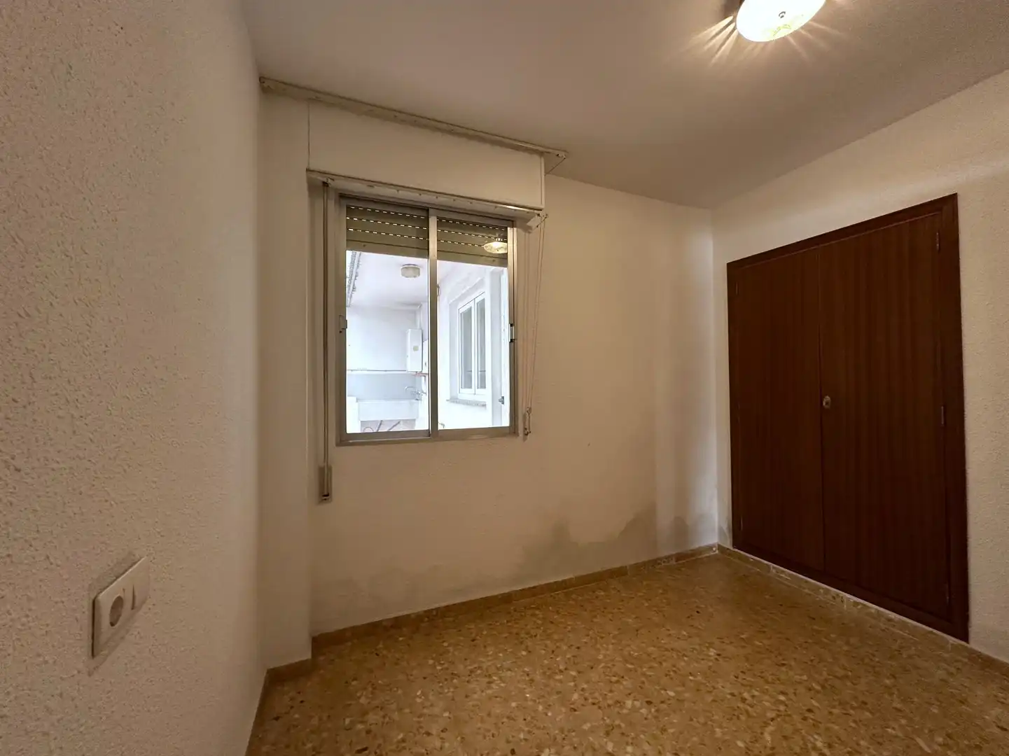Habitación de Piso en venta en Ontinyent con Calefacción, Terraza y Trastero