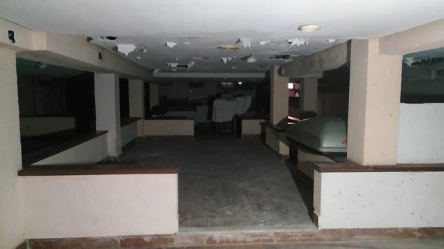 Local comercial en Venta en Casas Verdes - Ermita
