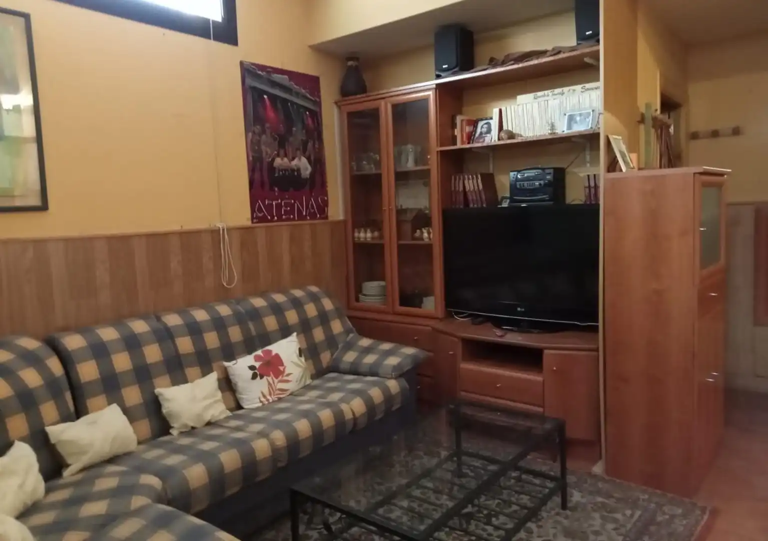 Living room of Commercial properties for sale in  Logroño  with Furnished