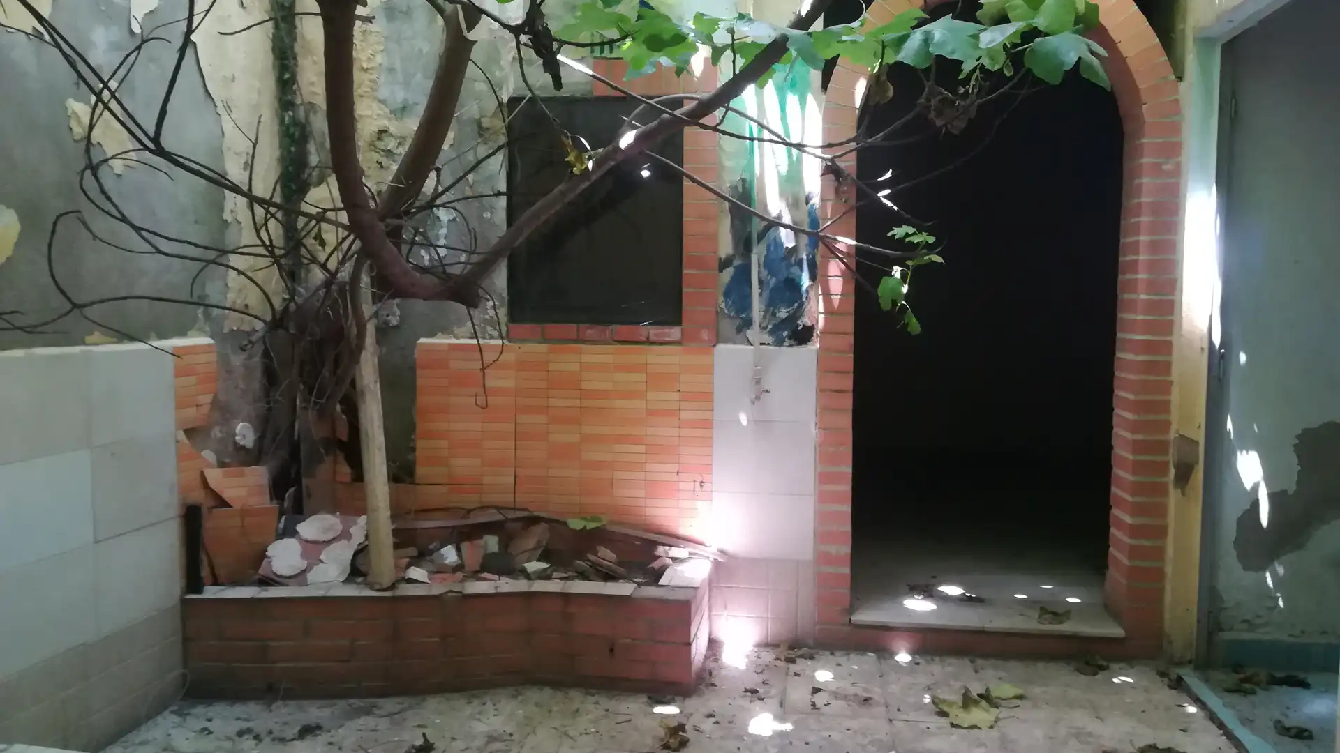 Houses for sale in Calle Sant Bernat, Carcaixent