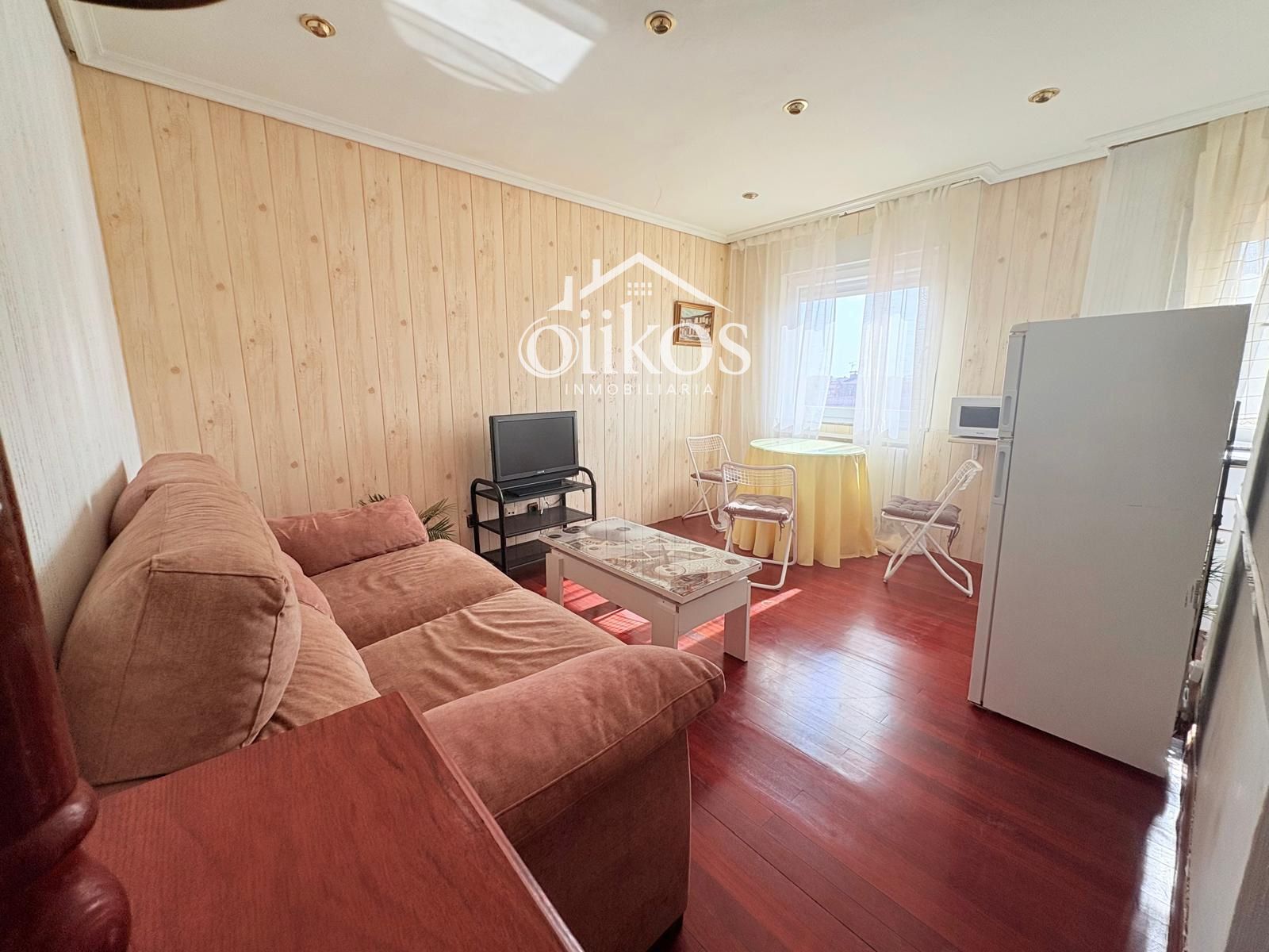 Living room of Attic for sale in Salamanca Capital  with Air Conditioner, Heating and Parquet flooring