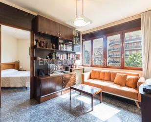 Exterior view of Apartment for sale in  Barcelona Capital  with Air Conditioner, Heating and Parquet flooring