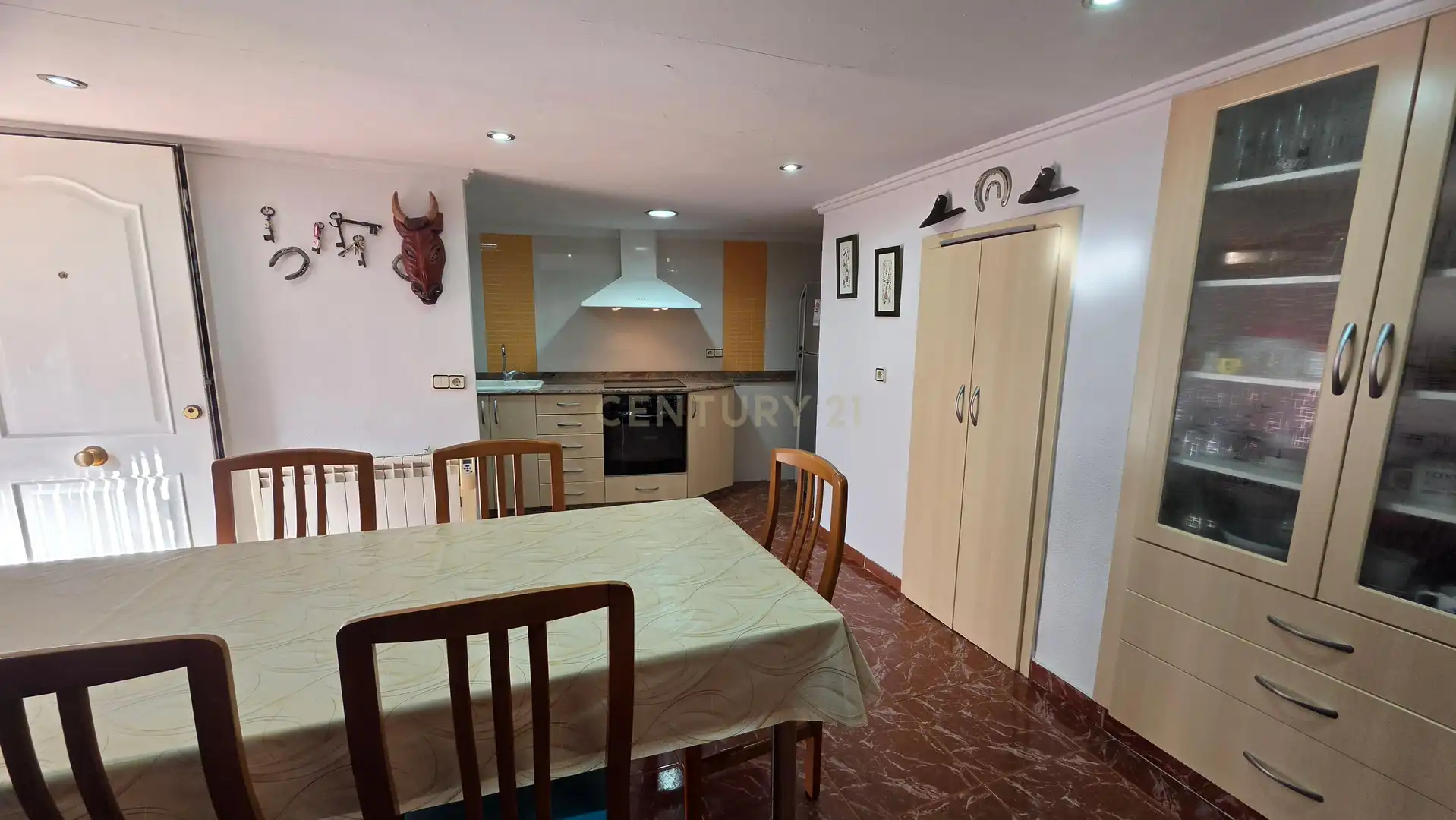 Cuina de Casa adosada en venda en Gátova amb Forn, Microones i Balcó