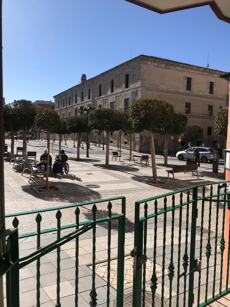Vista exterior de Pis en venda en Palencia Capital amb Terrassa