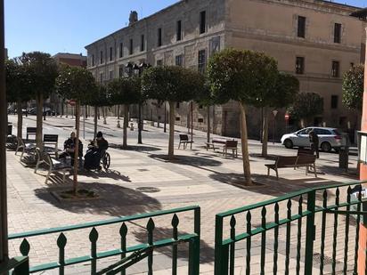 Vista exterior de Pis en venda en Palencia Capital amb Terrassa