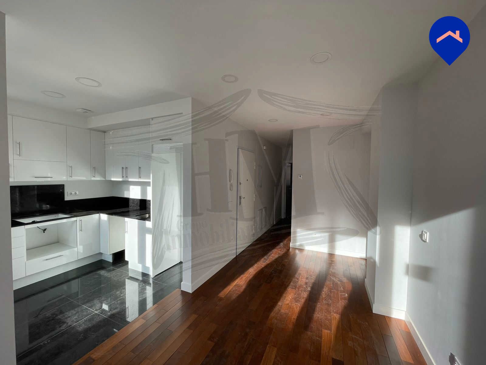 Flat for sale in  Madrid Capital  with Heating, Parquet flooring and Alarm