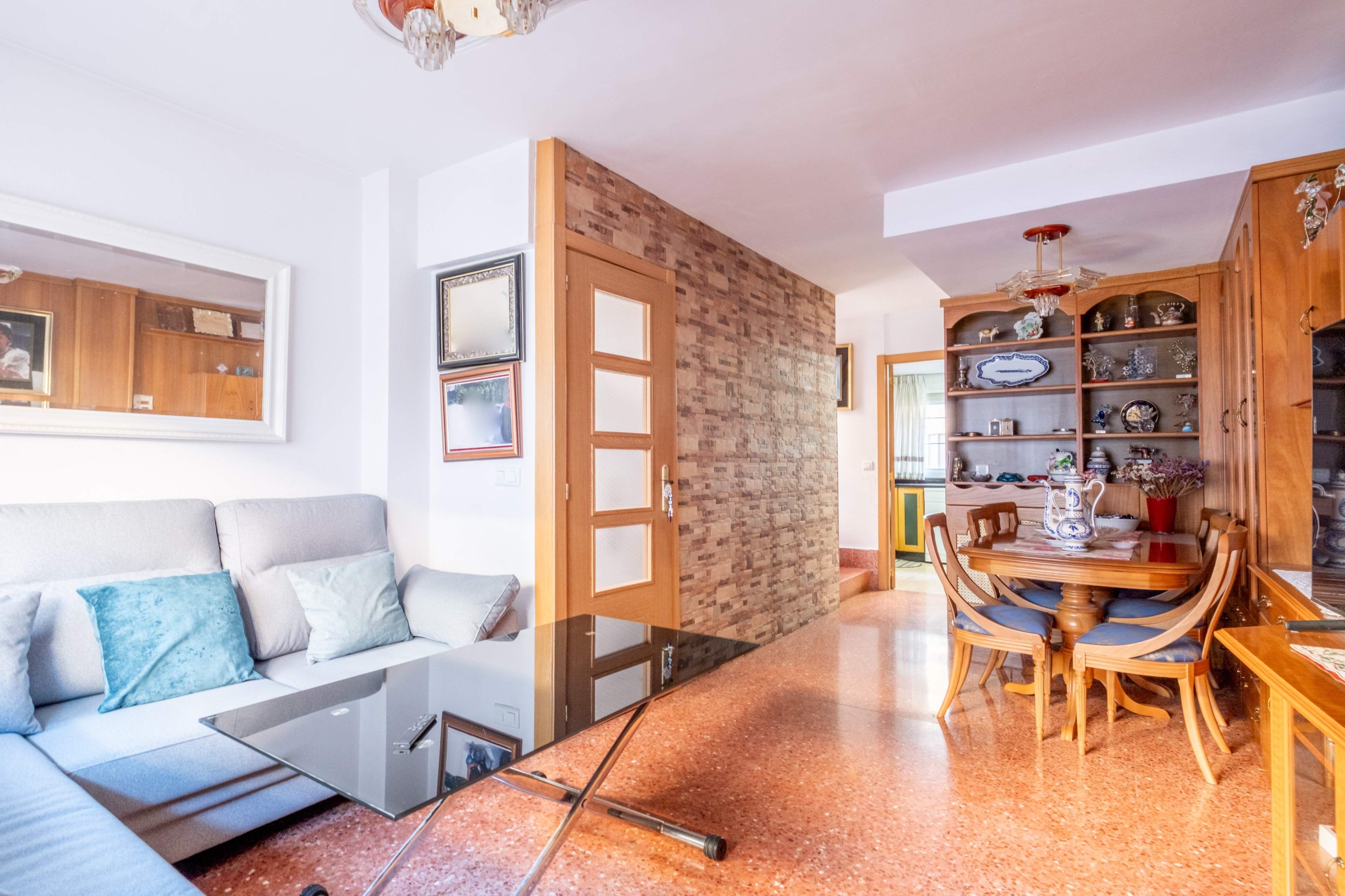 Single-family semi-detached for sale in  Zaragoza Capital