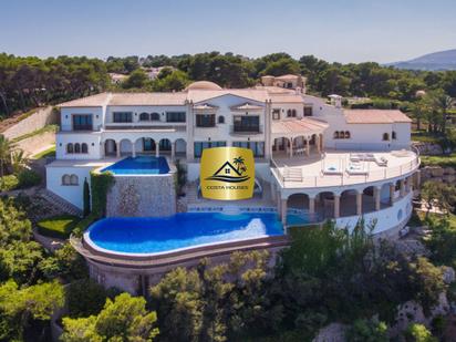 Vista exterior de Casa o xalet en venda en Jávea / Xàbia amb Aire condicionat, Terrassa i Piscina