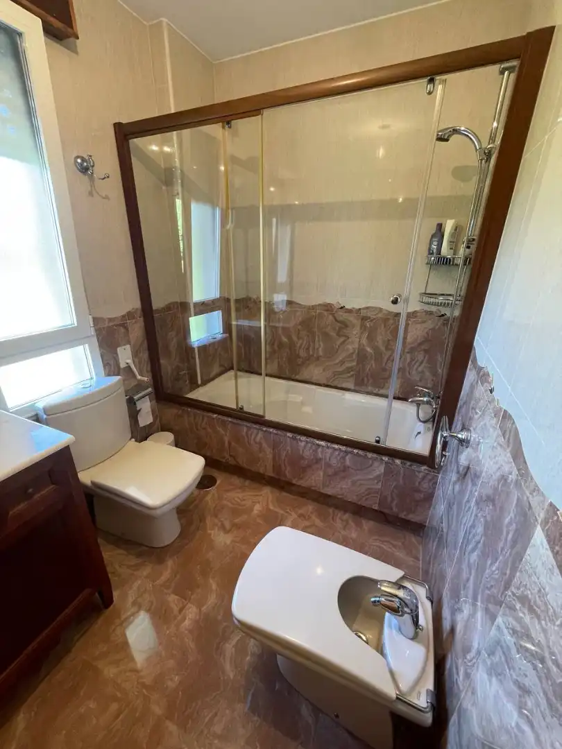 Baño de Casa o chalet en venta en Culleredo con Calefacción, Jardín privado y Amueblado