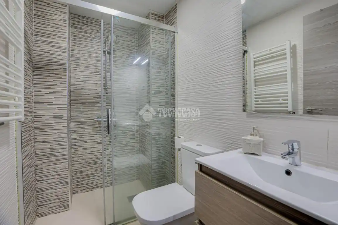 Baño de Piso en venta en Granollers con Aire acondicionado, Calefacción y Parquet