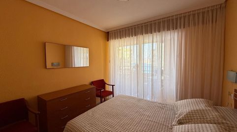 Piso de esquina, 3 dormitorios, reformado con vistas al mar en 2º línea playa Levante, imatge 4