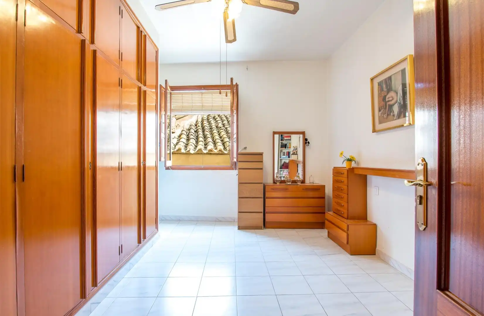 Buildings for sale in Mula