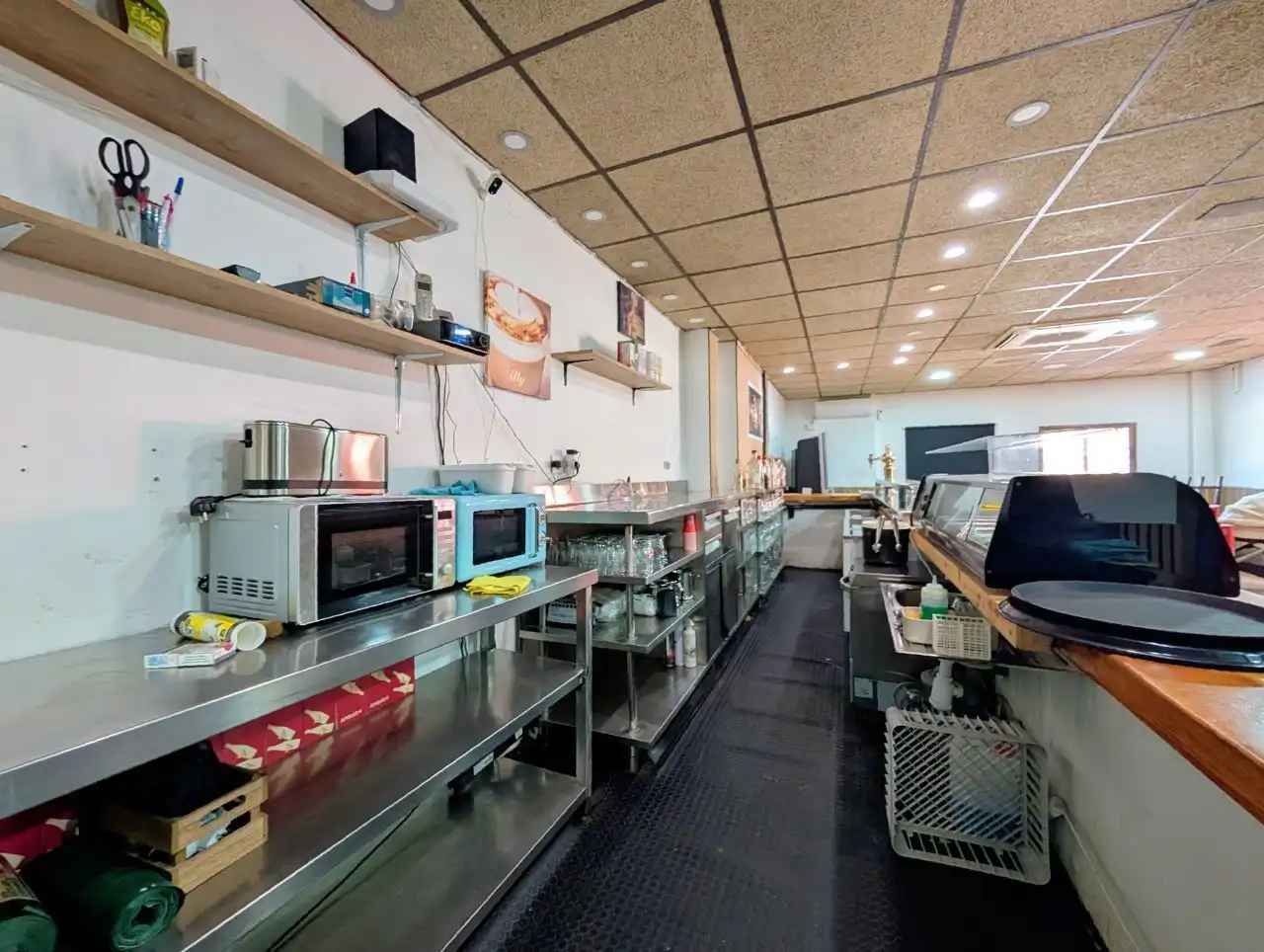 Cocina de Local de alquiler en Cuarte de Huerva