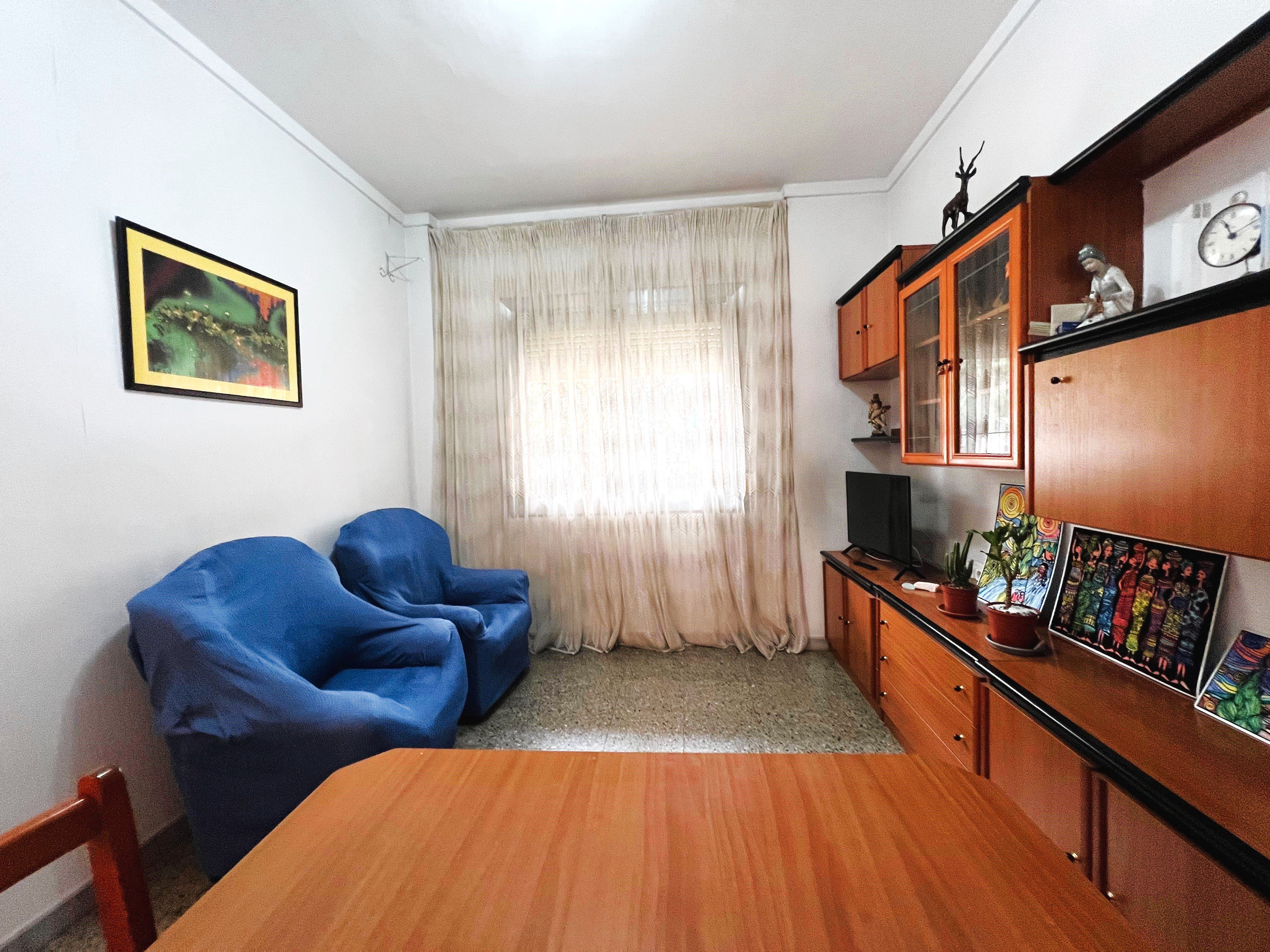 Living room of Flat for sale in L'Hospitalet de Llobregat