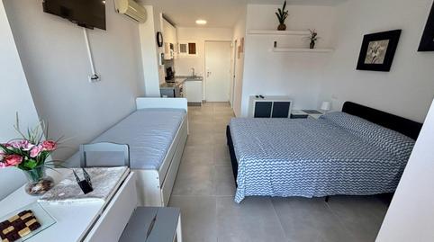 Foto 5 de Apartamento de alquiler en Calle Gamonal, Parque de la Paloma, Málaga