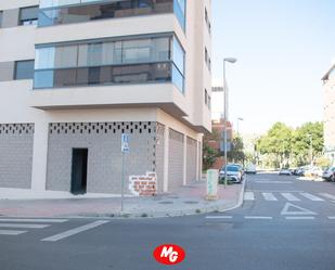 Vista exterior de Local de lloguer en  Almería Capital