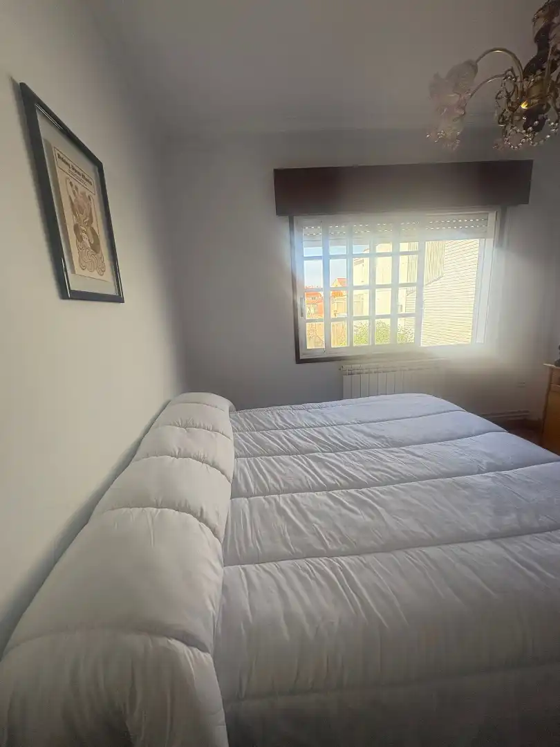 Habitación de Casa o chalet en venta en O Grove   con Calefacción, Jardín privado y Terraza