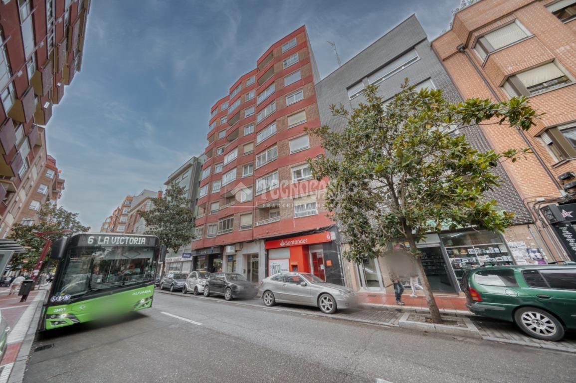 Pis en venda a Delicias