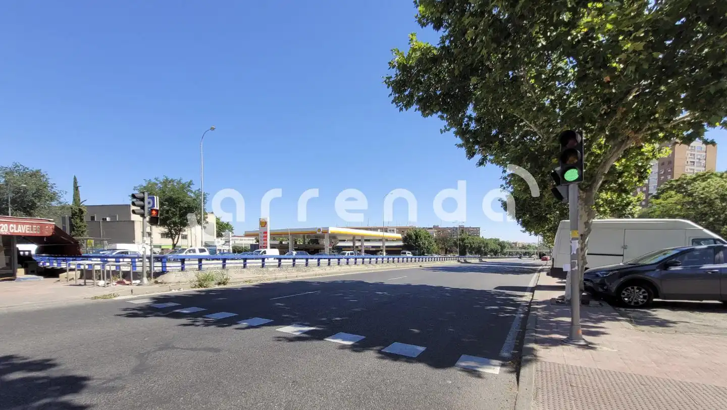 Exterior view of Flat for sale in Madrid  with Heating and Furnished