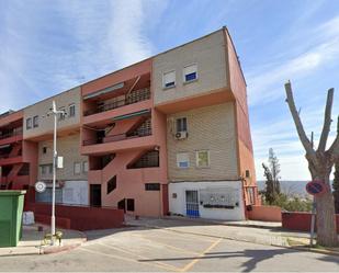 Vista exterior de Pis en venda en San Martín de la Vega amb Aire condicionat, Terrassa i Balcó