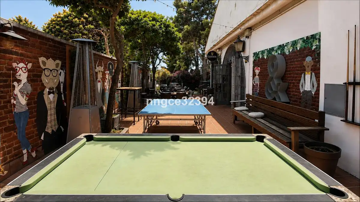 Terraza de Local en venta en Estepona con Aire acondicionado, Terraza y Alarma