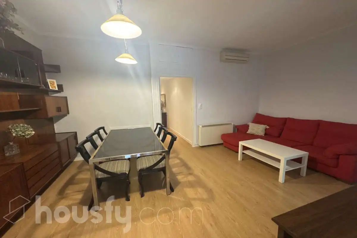 Sala d'estar de Pis de lloguer en Madrid amb Aire condicionat, Calefacció i Parquet