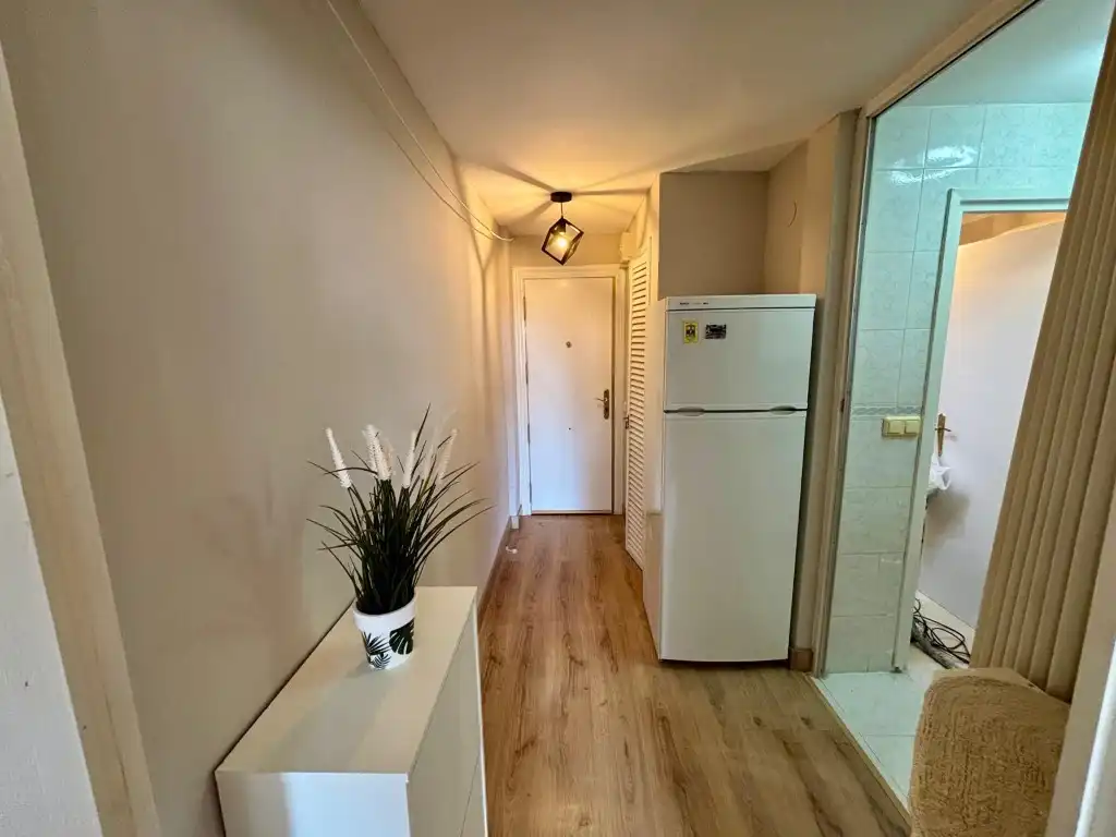 Study for rent in Avenida Paris, Rincón Alto