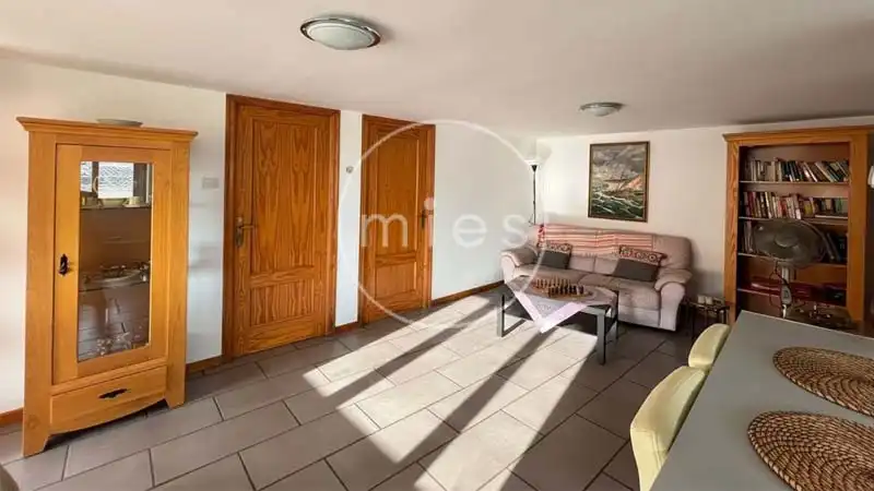 Houses for sale in Turís  with Air Conditioner, Heating and Private garden