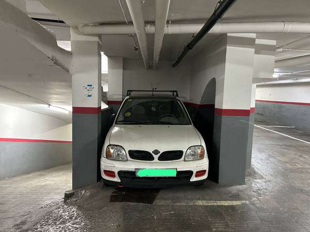 Garaje en Venta en Collblanc