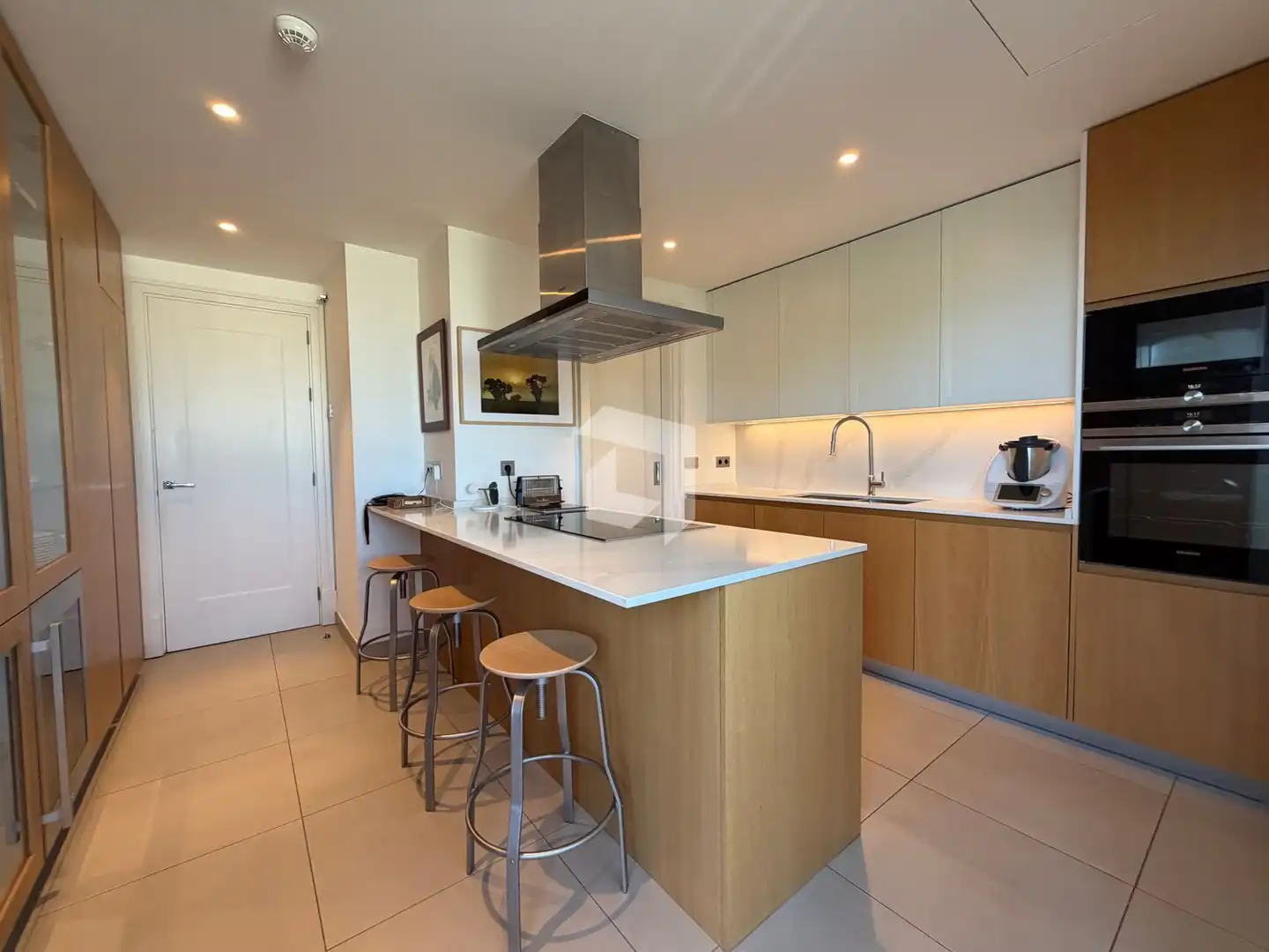Cocina de Ático en venta en Madrid con Aire acondicionado, Calefacción y Parquet