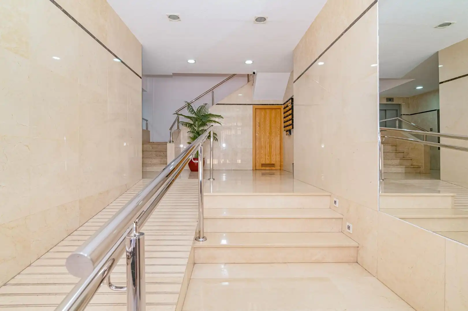 Pis amb terrassa en venda a DOCTOR MUÑOZ FERNANDEZ 1, imagen 4