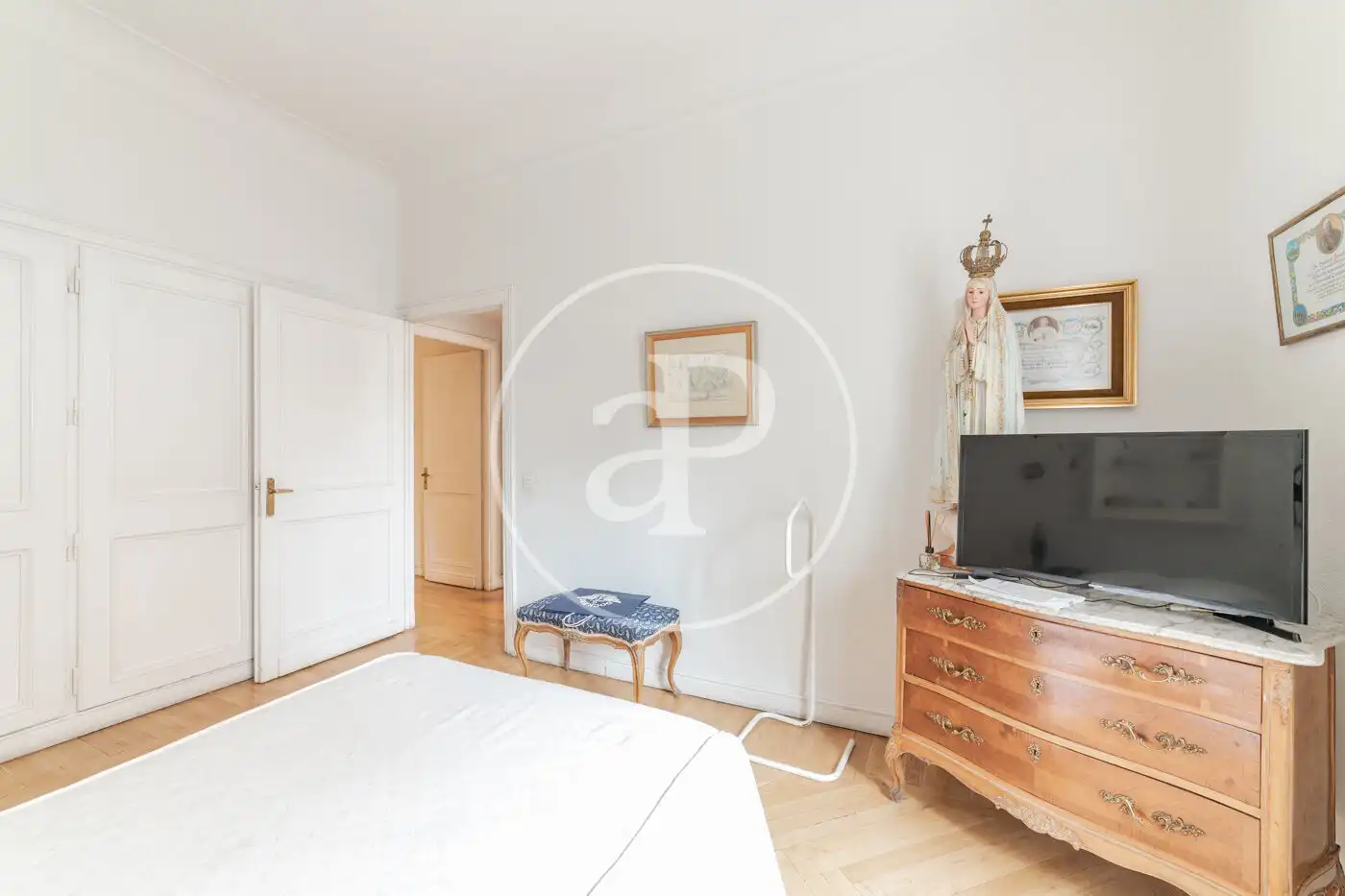 Habitación de Piso en venta en Madrid con Calefacción, Terraza y Trastero