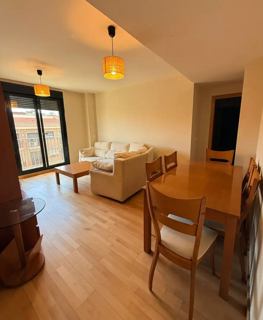 Piso con ascensor en venta en Centro, imagen 2