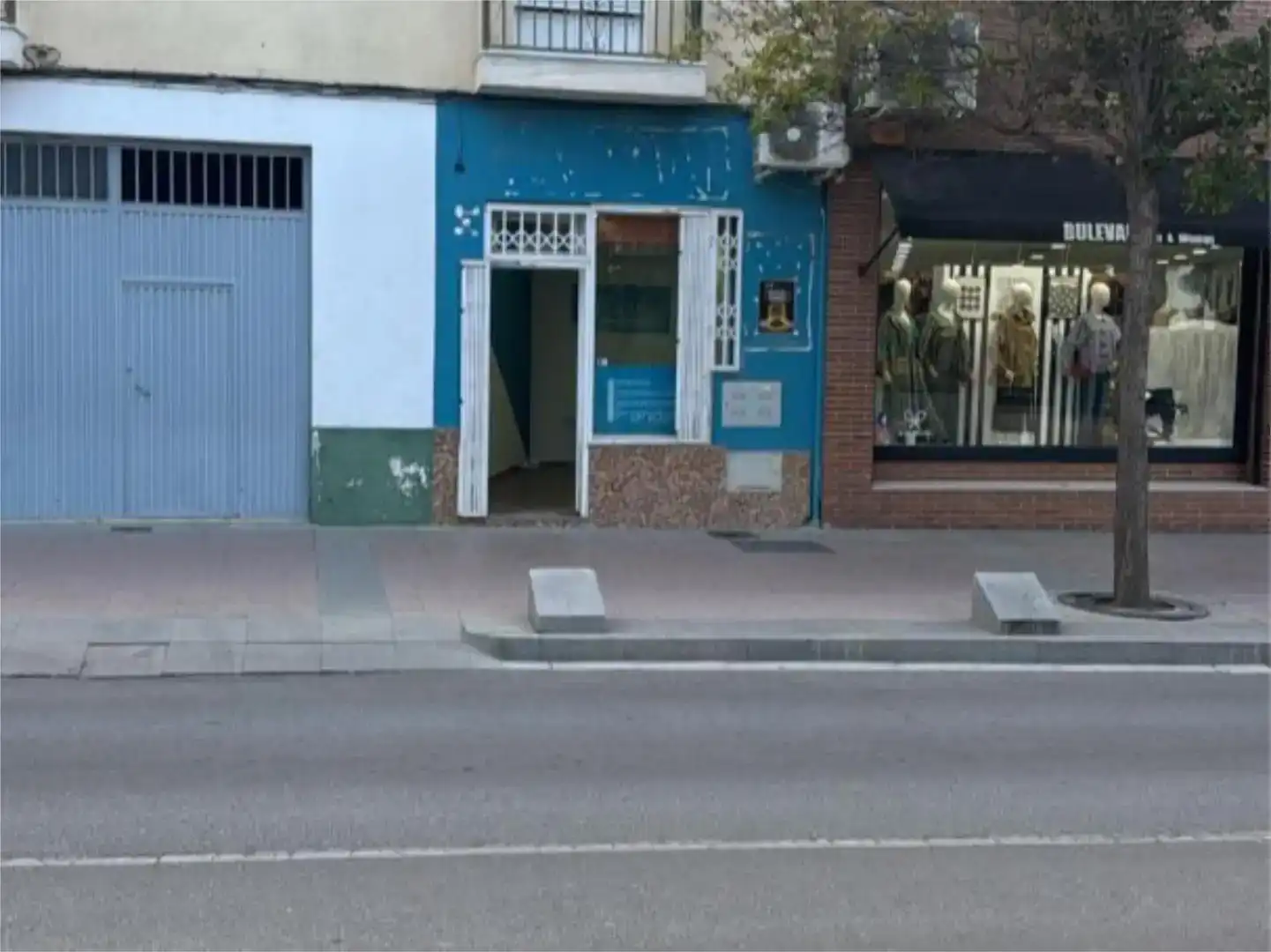 Geschaftsraum zur Miete in Avenida José de Mora, 8, Baza