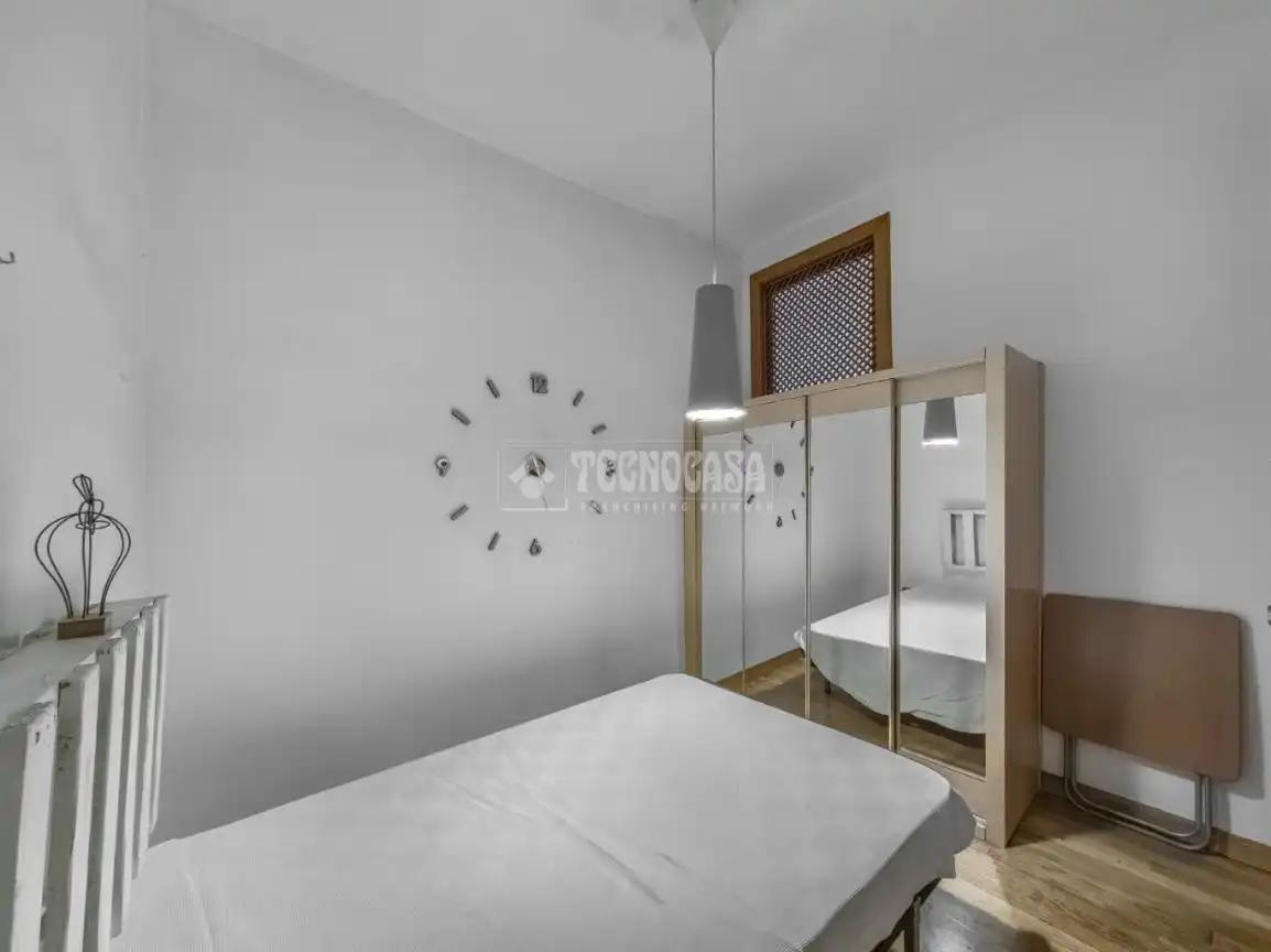 Habitación de Piso en venta en Madrid con Calefacción