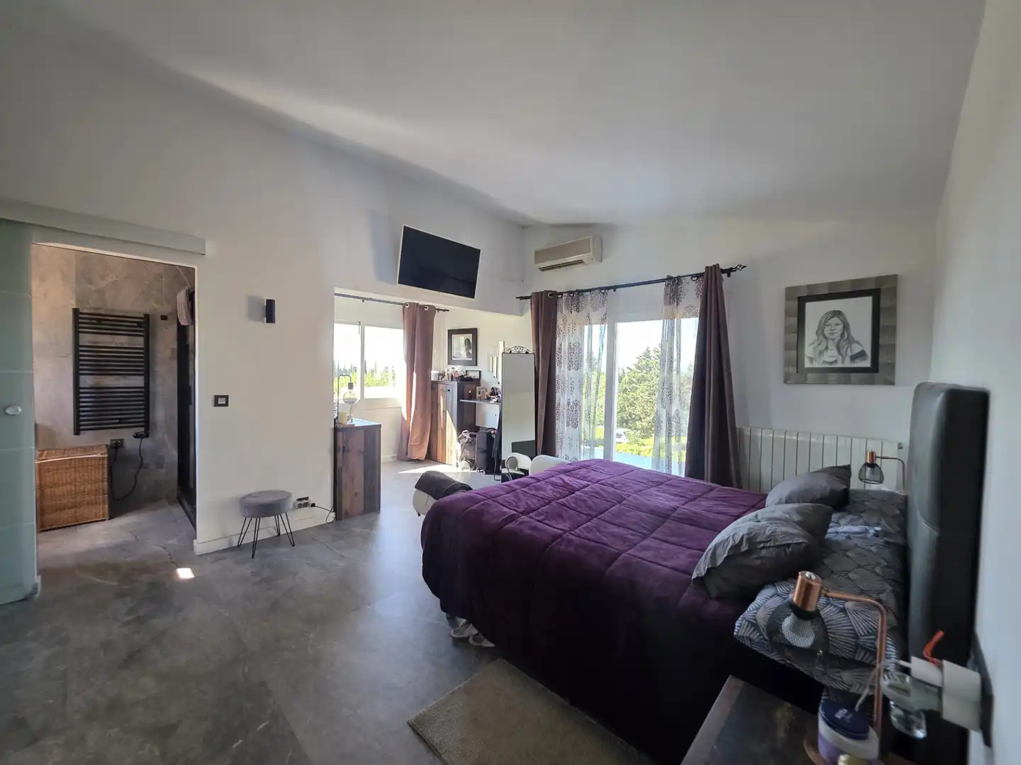 Schlafzimmer von Haus oder Chalet zum Verkauf in Bunyola mit Klimaanlage, Heizung und Privatgarten