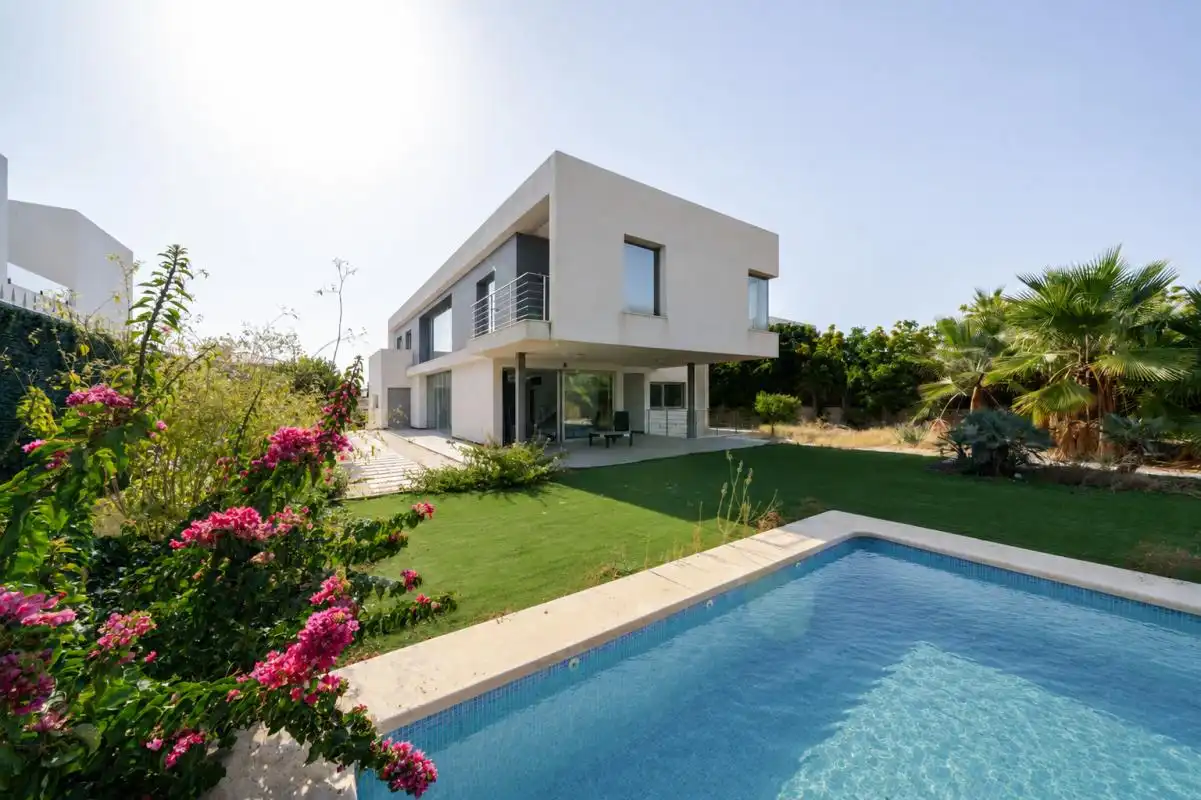 Außenansicht von Haus oder Chalet zum Verkauf in Elche / Elx mit Klimaanlage, Heizung und Privatgarten