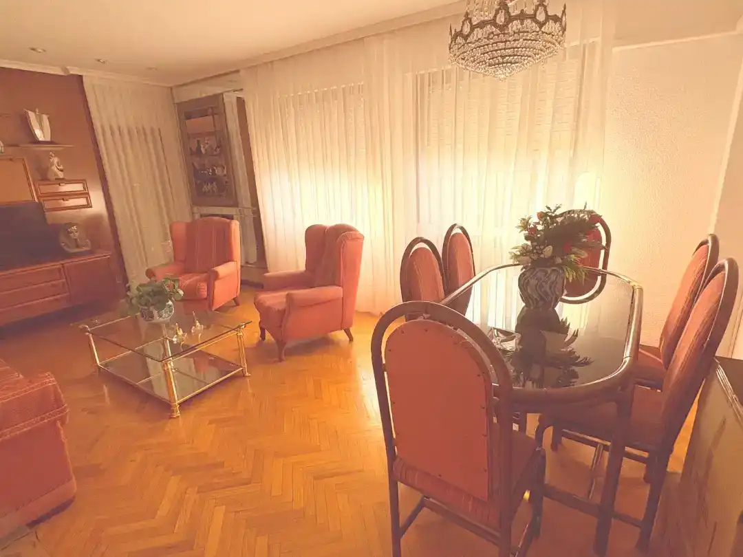 Sala de estar de Piso en venta en  Madrid Capital con Aire acondicionado