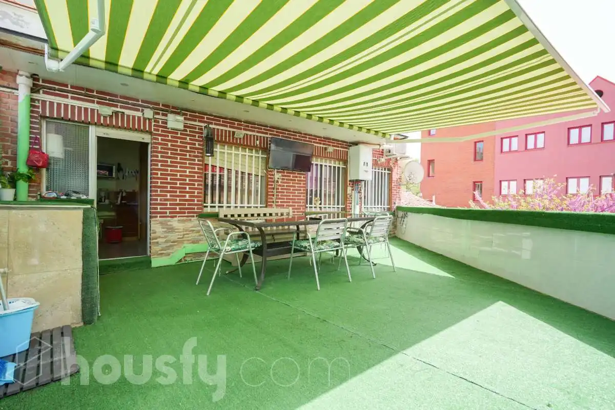 Terraza de Piso en venta en  Madrid Capital con Aire acondicionado, Calefacción y Terraza