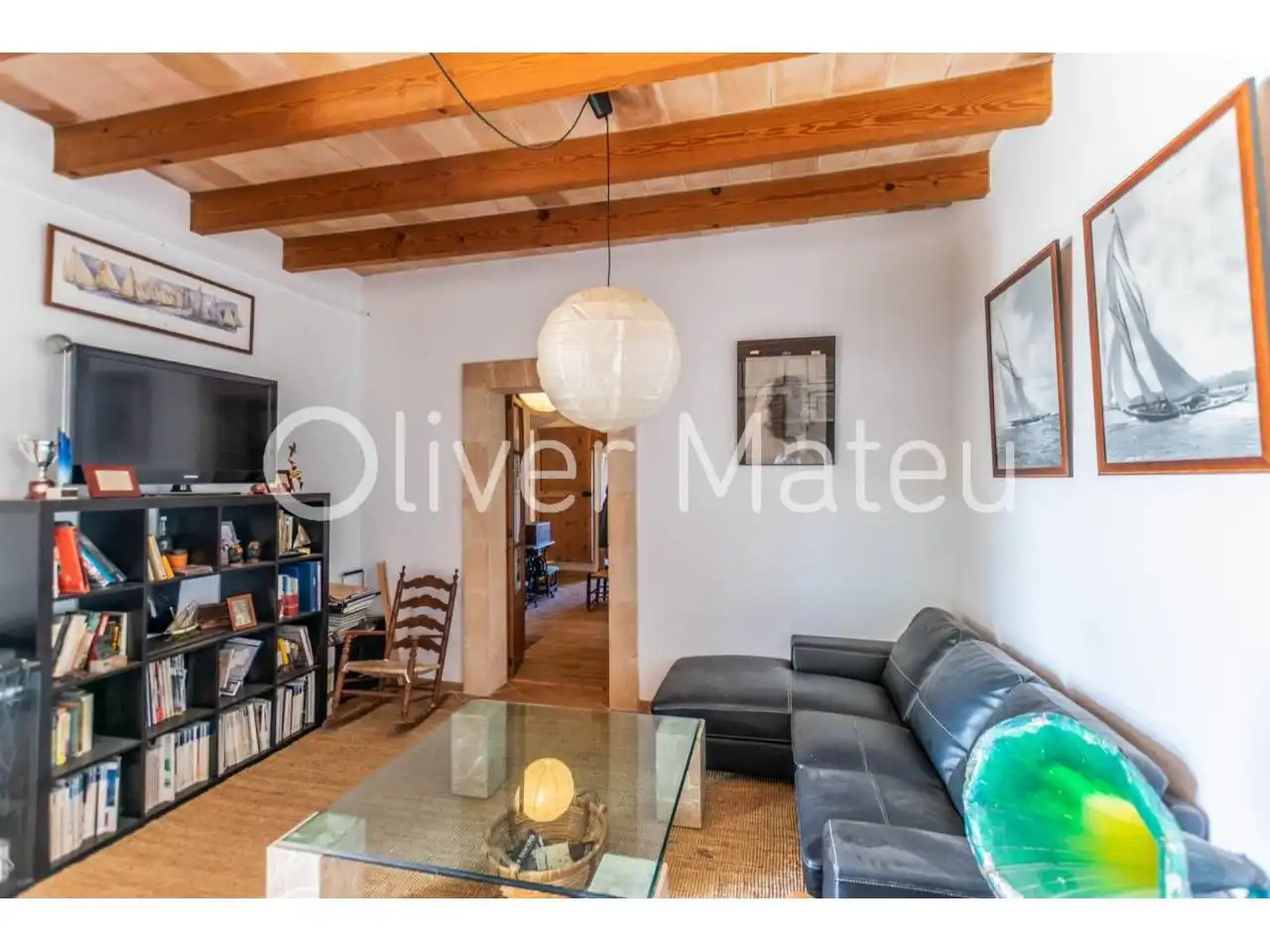 Sala d'estar de Casa o xalet en venda en Lloret de Vistalegre amb Jardí privat i Terrassa